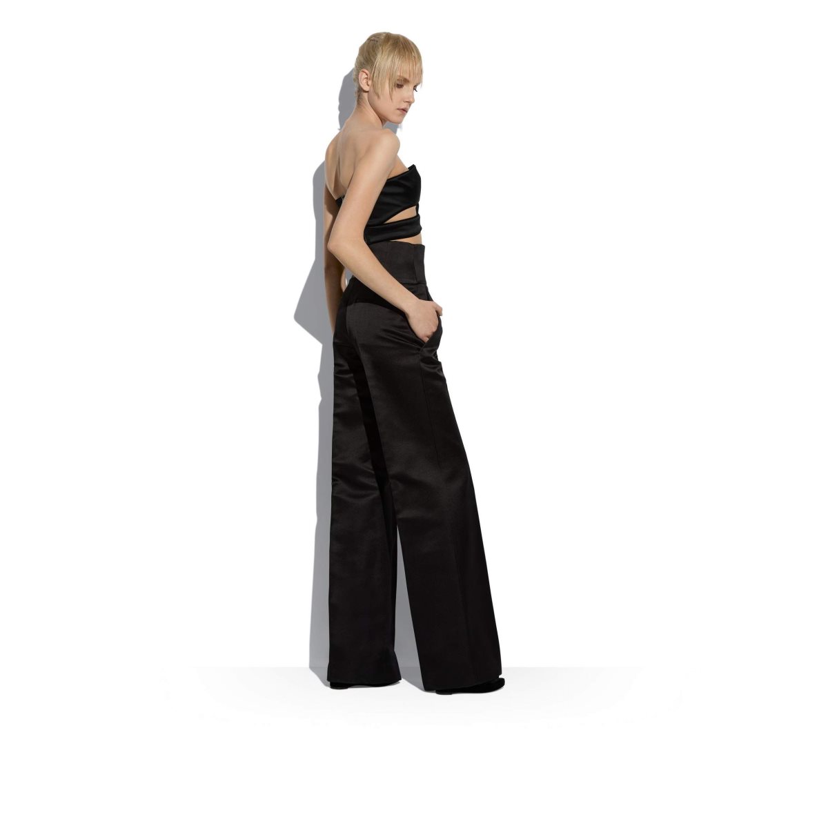 Tom Ford Stretch Duchesse Criss-cross Crop Blast Dam Svarta | 427CYIGFA